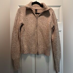 Gap long sleeve zip up cozy sweater in size largel